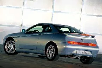 Alfa Romeo GTV 2.0 V6 TB L - 3