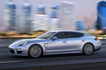 Porsche Panamera - 56