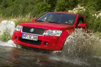 Suzuki Grand Vitara 1.9 DDiS JLX - 2